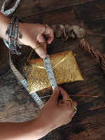 Load image into Gallery viewer, Vintage Antique Purse