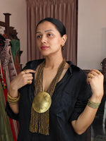 Load image into Gallery viewer, Golden Necklace with Golden pendant