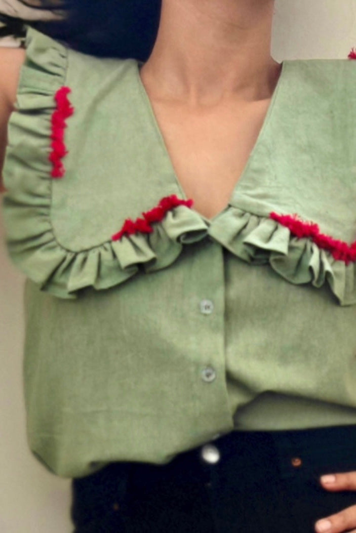 Green Big Coller Neck Top